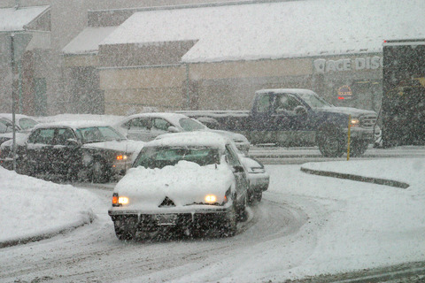 Snowstorm (DI01176), Photo by Carlye Calvin
