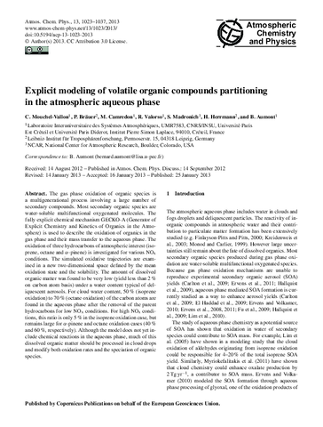 Explicit modeling of volatile organic compounds partitioning in the atmospheric aqueous phase